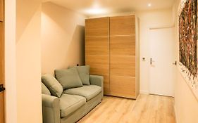 Apart 2 Opera New 2-3 Rooms For 4 Guests